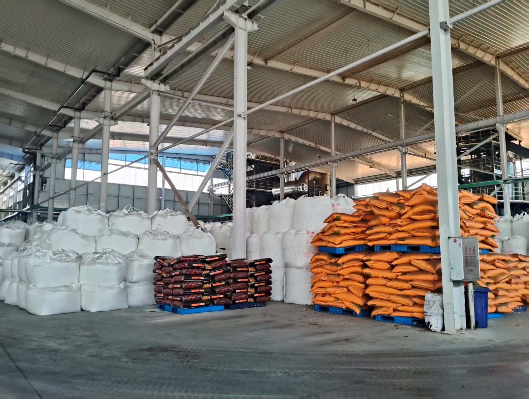High tower granulation compoun